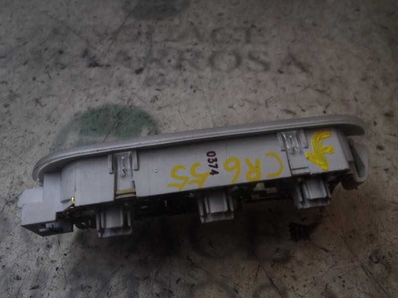 Recambio de piloto interior para nissan micra (k13) 1.2 cat referencia OEM IAM 26430BC00B  