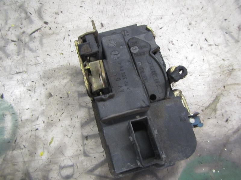 Recambio de cerradura puerta delantera derecha para peugeot partner (s1) combispace referencia OEM IAM   