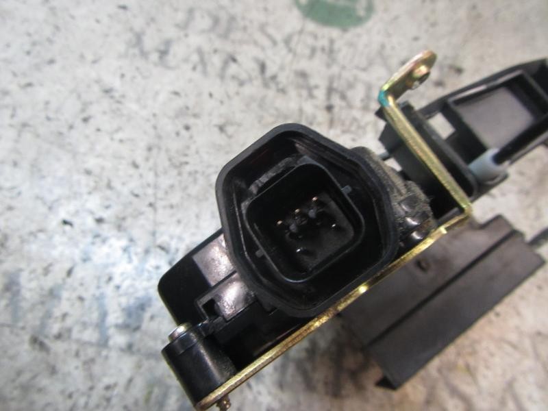 Recambio de cerradura puerta delantera izquierda para kia rio 1.6 emotion referencia OEM IAM 813121G000  