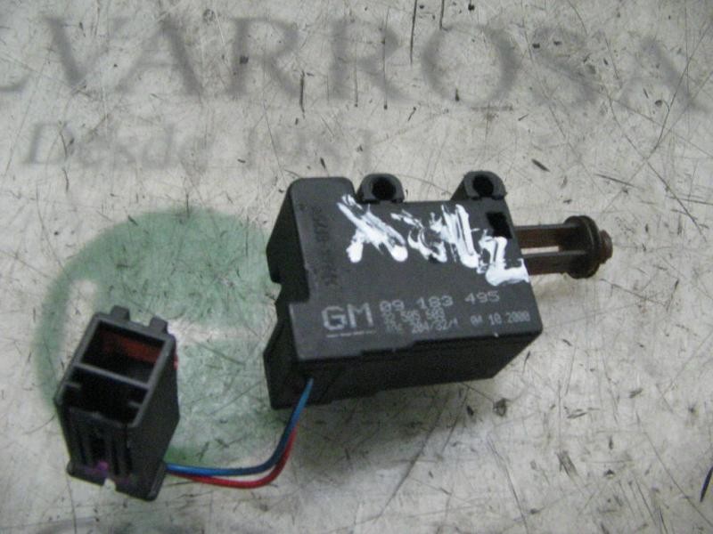 Recambio de motor c/c porton para opel corsa c comfort referencia OEM IAM   