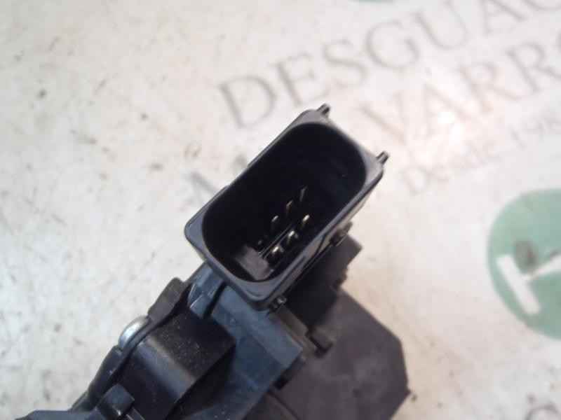 Recambio de cerradura puerta delantera izquierda para fiat punto (199) 1.2 cat referencia OEM IAM 52065094  