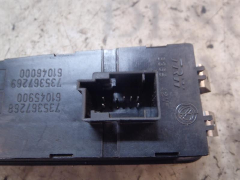 Recambio de modulo electronico para fiat punto (199) 1.2 cat referencia OEM IAM 735410445 735367268 202602543460