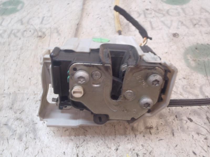 Recambio de cerradura puerta trasera derecha para fiat bravo (198) 1.9 dynamic multijet referencia OEM IAM 51902607  