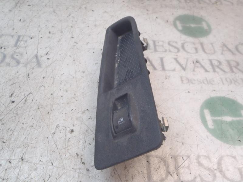 Recambio de mando elevalunas delantero derecho para fiat bravo (198) 1.9 dynamic multijet referencia OEM IAM 735441023  