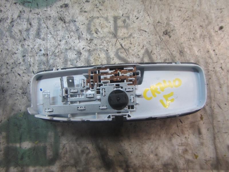 Recambio de piloto interior para ford transit connect 1.6 tdci cat referencia OEM IAM 1531183  