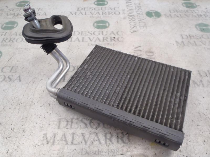 Recambio de evaporador aire acondicionado para bmw serie 1 berlina (e81/e87) 118d referencia OEM IAM 64119290888  