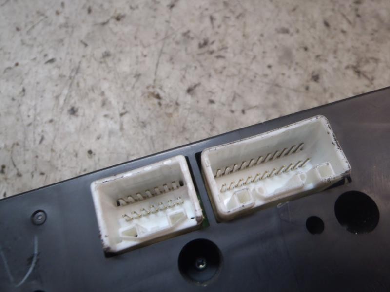 Recambio de mando climatizador para mitsubishi l 200 (ka0/kb0) cabina doble invite 4x4 referencia OEM IAM   