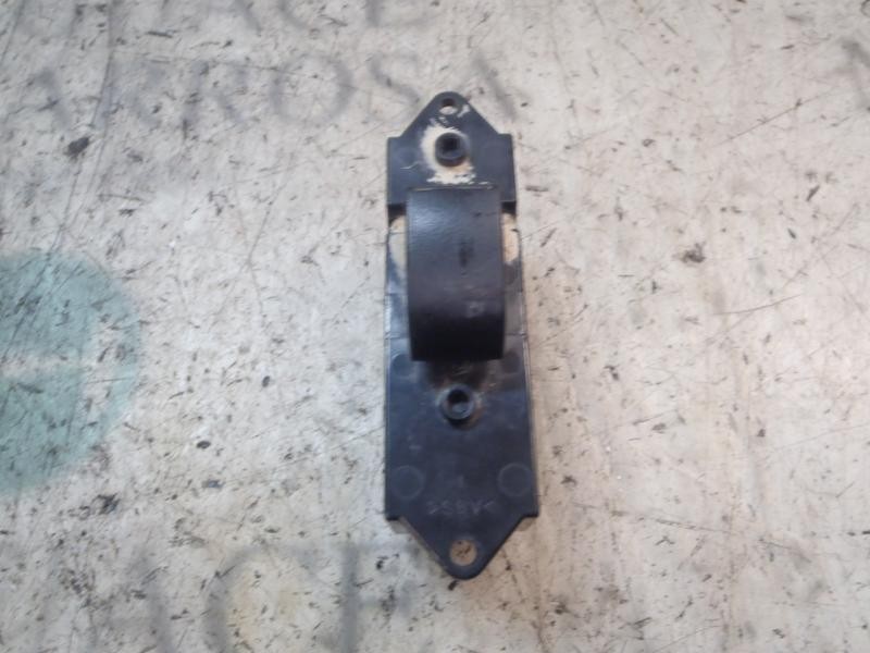 Recambio de mando elevalunas delantero derecho para mitsubishi l 200 (ka0/kb0) cabina doble invite 4x4 referencia OEM IAM   