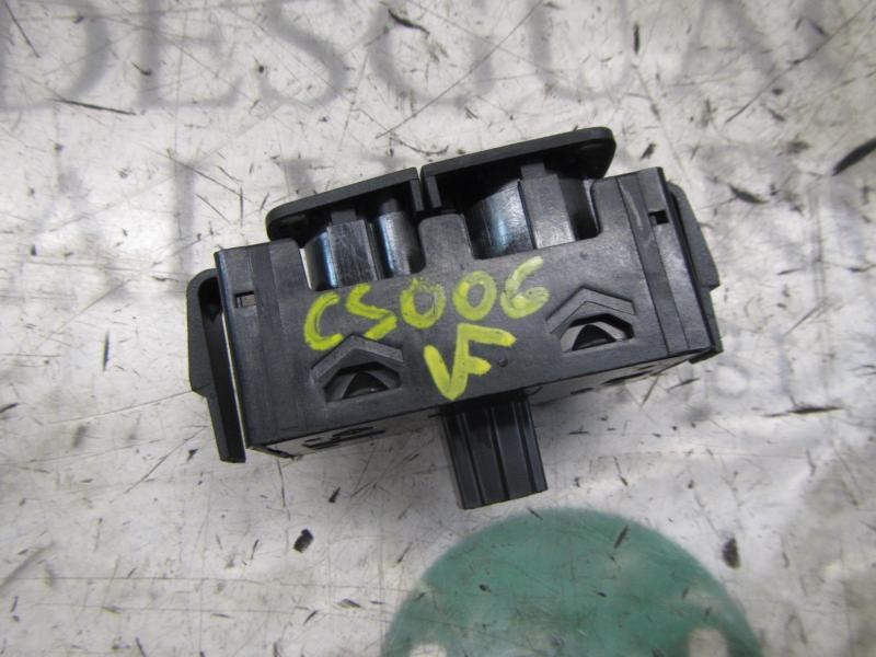 Recambio de warning para dacia lodgy 1.5 dci diesel fap cat referencia OEM IAM 252905668R  