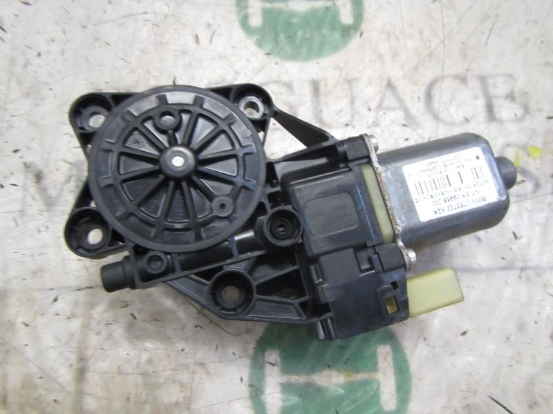 Recambio de motor elevalunas delantero derecho para mini mini (r56) cooper d referencia OEM IAM 67622755854 2753722 0130822375