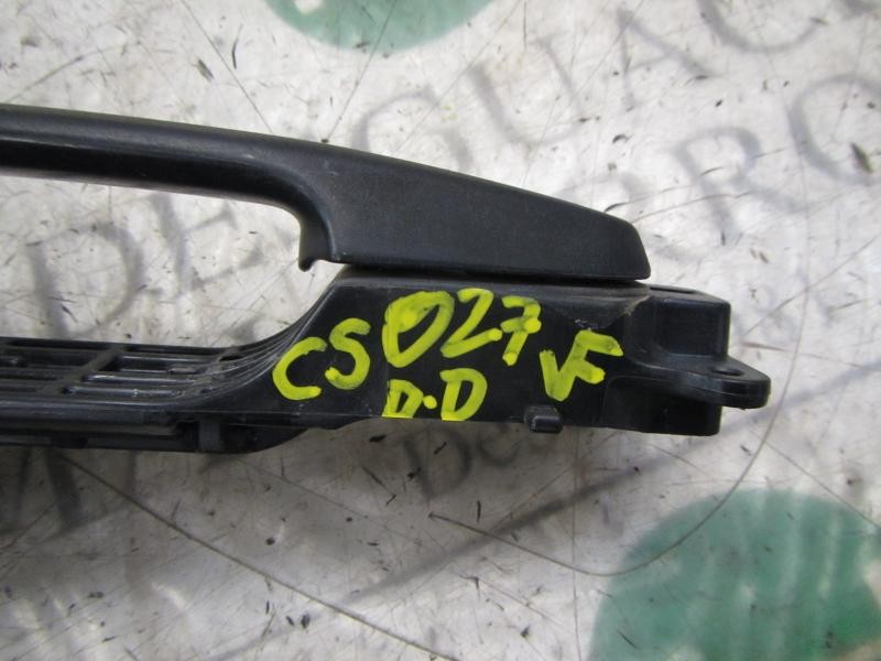 Recambio de maneta exterior delantera derecha para toyota yaris (ksp9/scp9/nlp9) sol referencia OEM IAM 692110D070  