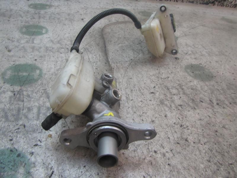 Recambio de bomba freno para renault scenic iii 1.5 dci diesel referencia OEM IAM 460115826R  
