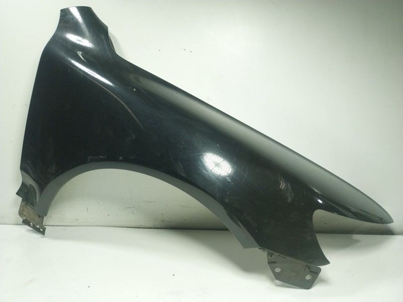 Recambio de aleta delantera derecha para volkswagen touareg (7la) tdi v10 referencia OEM IAM 7L6821102K  