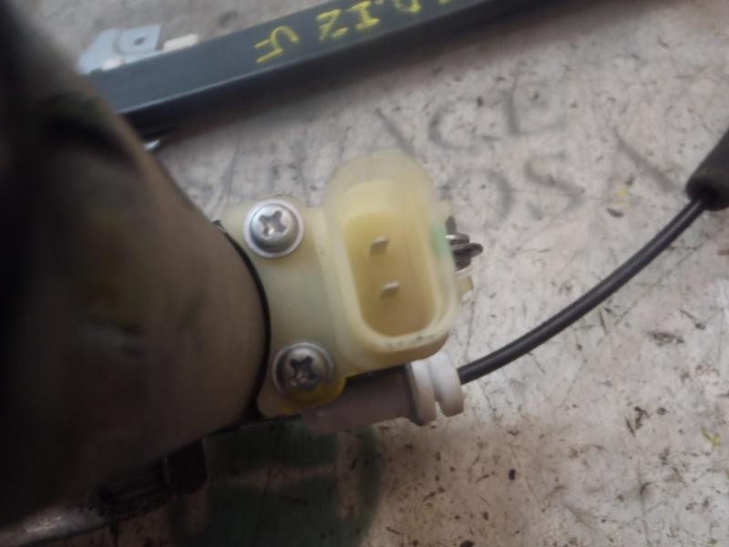 Recambio de elevalunas delantero izquierdo para kia picanto 1.1 crdi active referencia OEM IAM 8240107011 9881007101 1060272