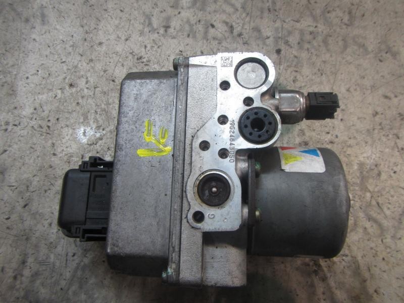 Recambio de abs para cadillac srx v6 elegance referencia OEM IAM 89060339 305042467007 305042467007