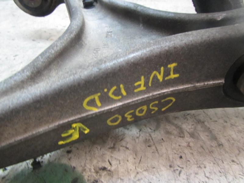 Recambio de brazo suspension inferior delantero derecho para cadillac srx v6 elegance referencia OEM IAM 25862782  