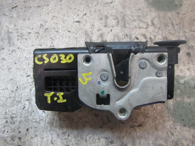 Recambio de cerradura puerta trasera izquierda para cadillac srx v6 elegance referencia OEM IAM 25843159  