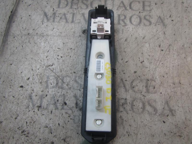 Recambio de mando elevalunas delantero izquierdo para cadillac srx v6 elegance referencia OEM IAM 10363780 10363780 