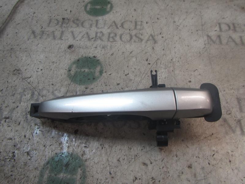 Recambio de maneta exterior trasera derecha para cadillac srx v6 elegance referencia OEM IAM 19121216  