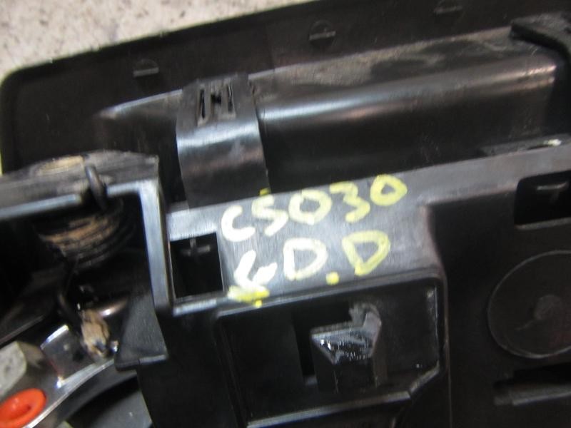 Recambio de maneta interior delantera derecha para cadillac srx v6 elegance referencia OEM IAM 25759728  