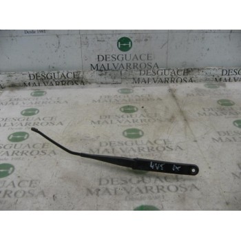 BRAZO LIMPIA DELANTERO DERECHO 