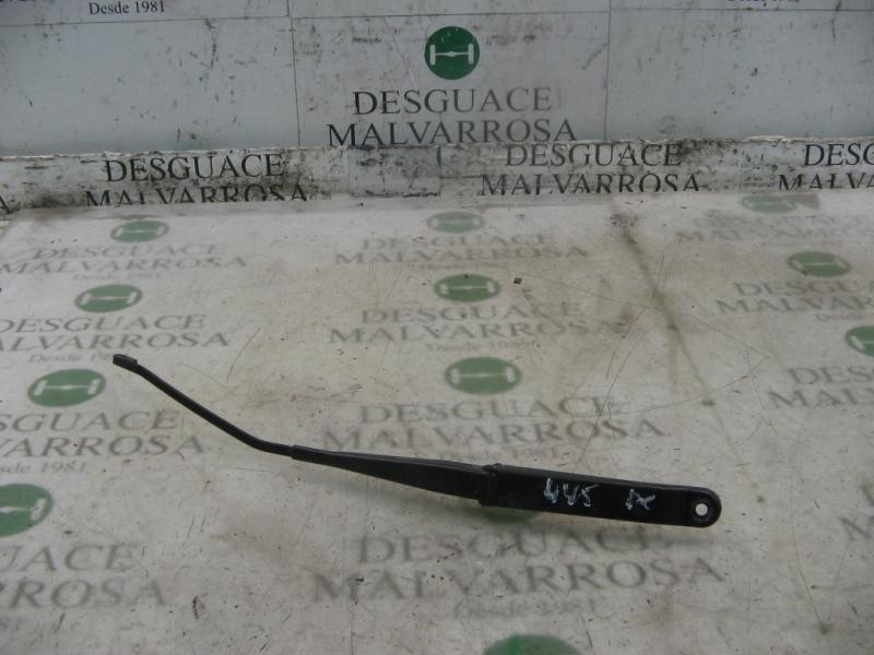 Recambio de brazo limpia delantero derecho para fiat punto berlina (188) 1.2 cat referencia OEM IAM   