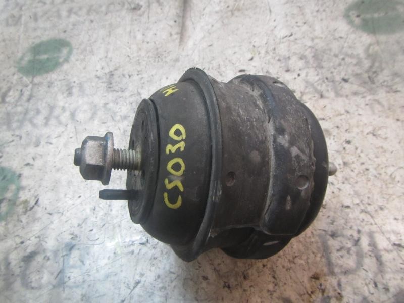 Recambio de soporte motor derecho para cadillac srx v6 elegance referencia OEM IAM 22887775  