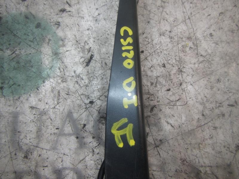 Recambio de brazo limpia delantero izquierdo para ford fiesta (ccn) trend referencia OEM IAM 2026776  