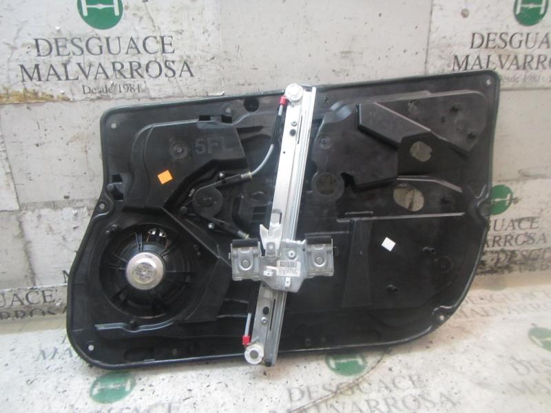 Recambio de elevalunas delantero izquierdo para ford fiesta (ccn) trend referencia OEM IAM 1837995  