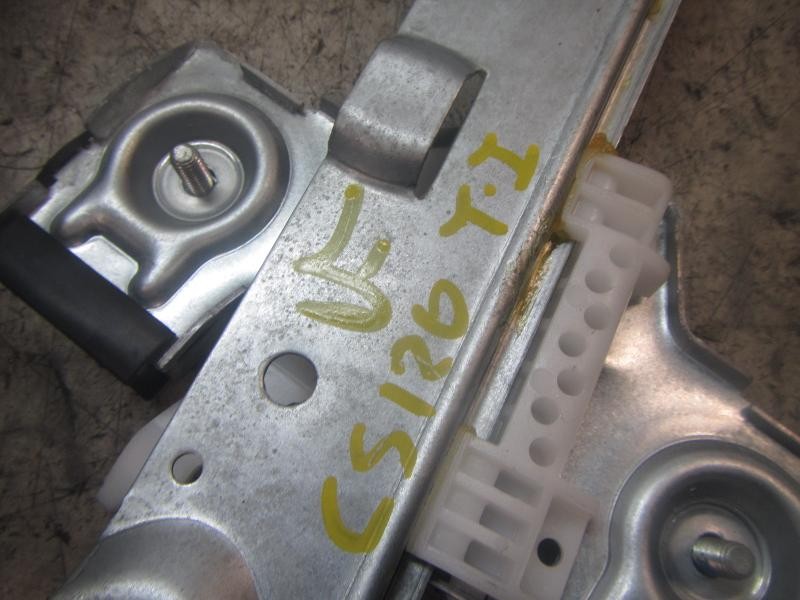 Recambio de elevalunas trasero izquierdo para ford fiesta (ccn) trend referencia OEM IAM 2041182  