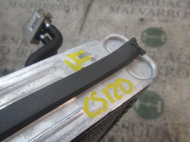 Recambio de evaporador aire acondicionado para ford fiesta (ccn) trend referencia OEM IAM 2109235  