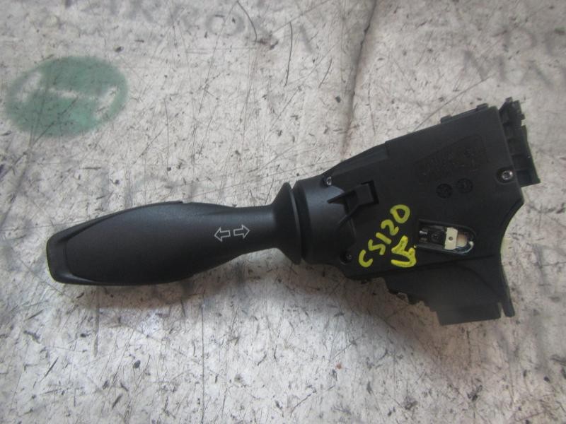 Recambio de mando intermitentes para ford fiesta (ccn) trend referencia OEM IAM 1682218 8AT13335AD 