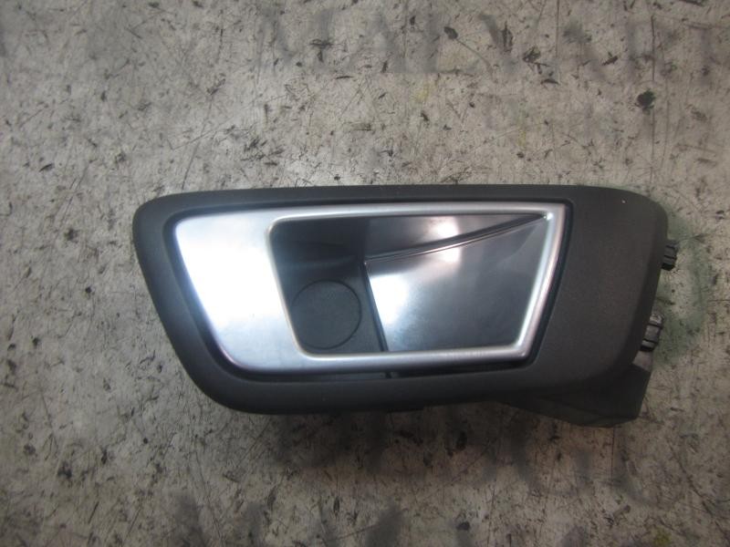 Recambio de maneta interior trasera derecha para ford fiesta (ccn) trend referencia OEM IAM 1895831  