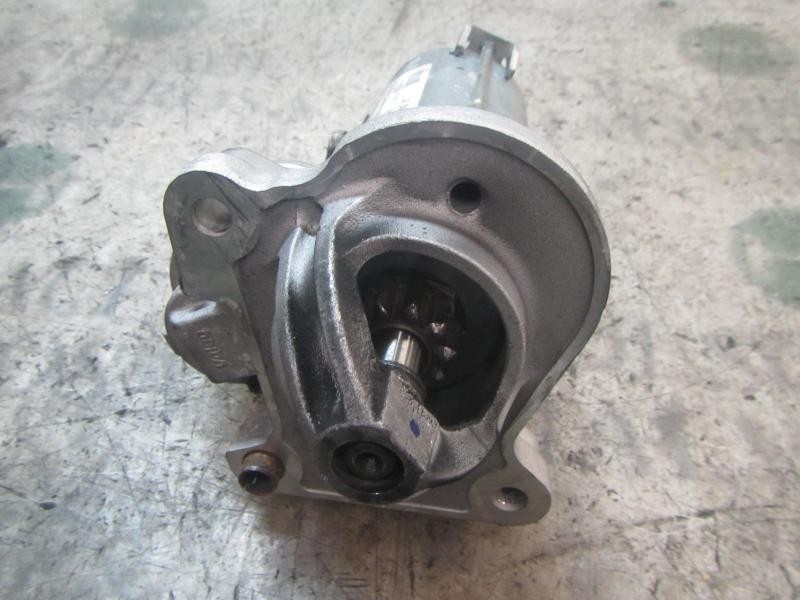 Recambio de motor arranque para ford fiesta (ccn) trend referencia OEM IAM 1734633 8V2111000AE 