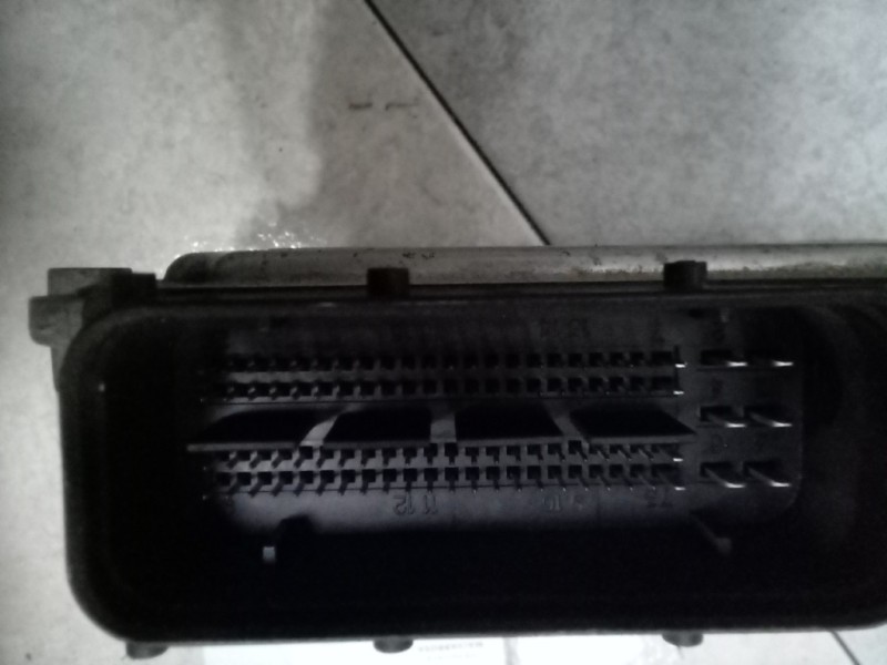 Recambio de centralita motor uce para hyundai i20 classic referencia OEM IAM 3911003345 3911003345 9030933220KD