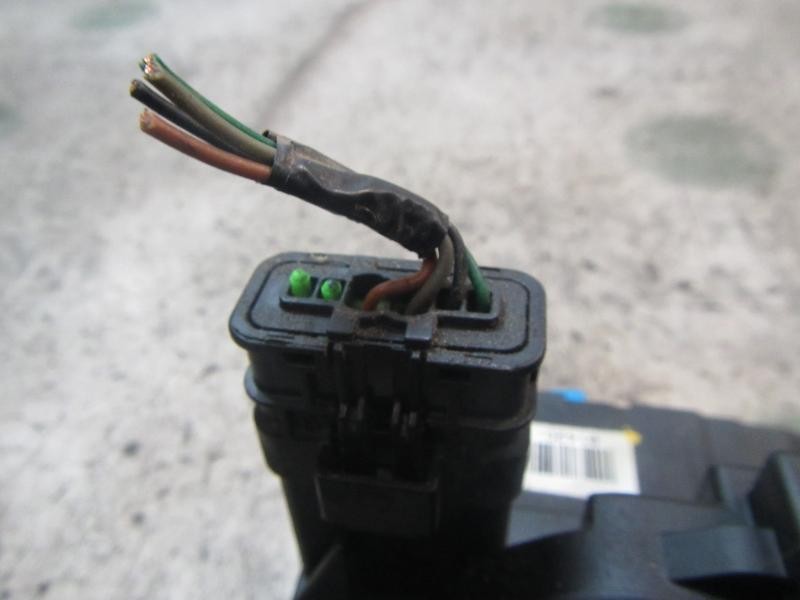 Recambio de cerradura puerta trasera derecha para hyundai i20 classic referencia OEM IAM 814201J020  