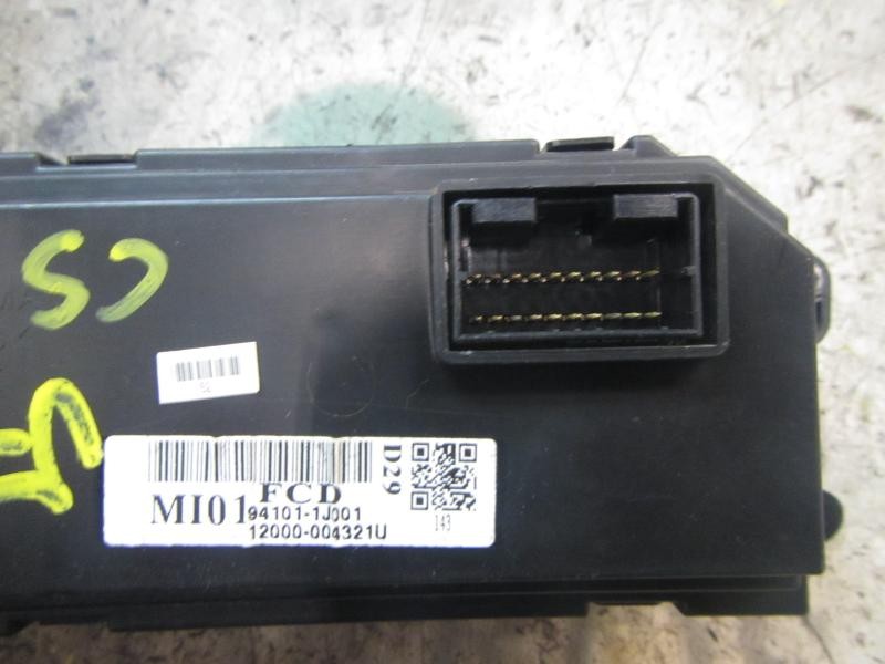 Recambio de mando multifuncion para hyundai i20 classic referencia OEM IAM 941011J001 941011J001 12000004321U