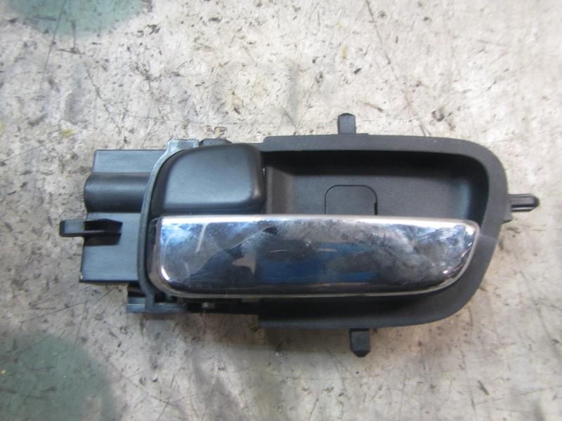 Recambio de maneta interior trasera izquierda para hyundai i20 classic referencia OEM IAM 826101J0009P  