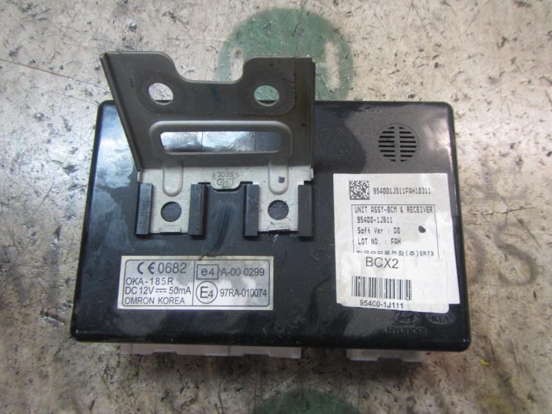 Recambio de modulo electronico para hyundai i20 classic referencia OEM IAM 954001J111 97RA010074 97RA010074