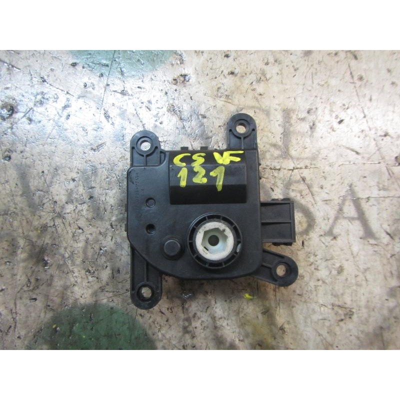 Recambio de motor apertura trampillas climatizador para hyundai i20 classic referencia OEM IAM 971621JAA0  