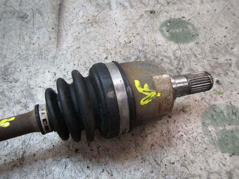 Recambio de transmision izquierda para hyundai i20 classic referencia OEM IAM 495001J000  