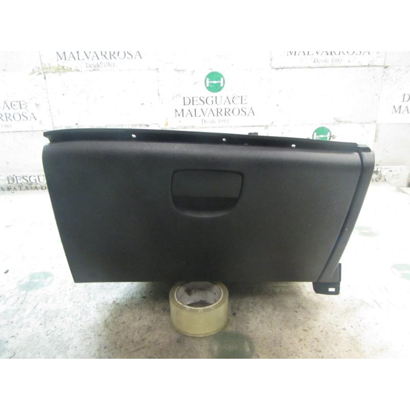 Recambio de guantera para hyundai i20 classic referencia OEM IAM 845101J0009P  