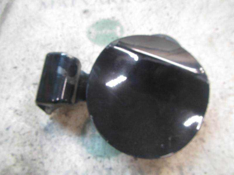 Recambio de tapa combustible para hyundai i20 classic referencia OEM IAM 695101J000  