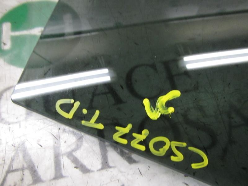 Recambio de cristal puerta trasero derecho para ford fiesta (cb1) trend referencia OEM IAM 1591459  