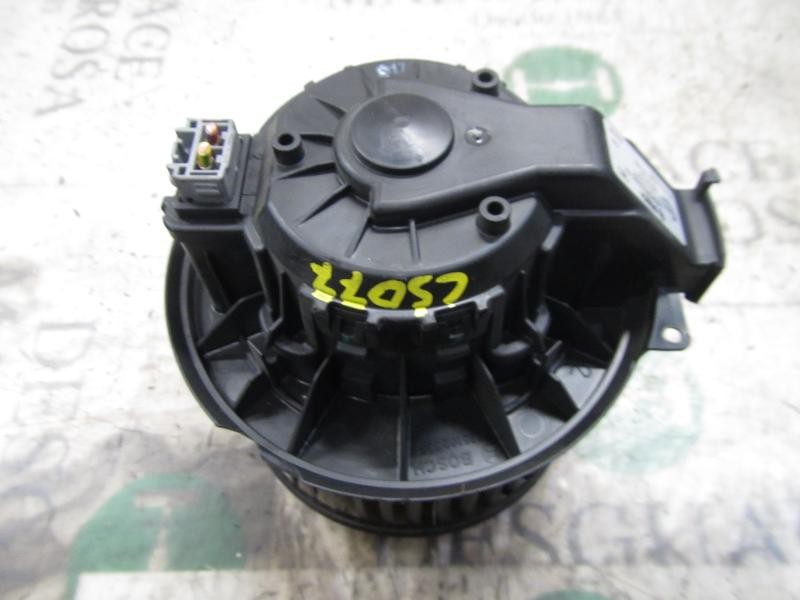 Recambio de motor calefaccion para ford fiesta (cb1) trend referencia OEM IAM 1790329 0130115551 0130115551