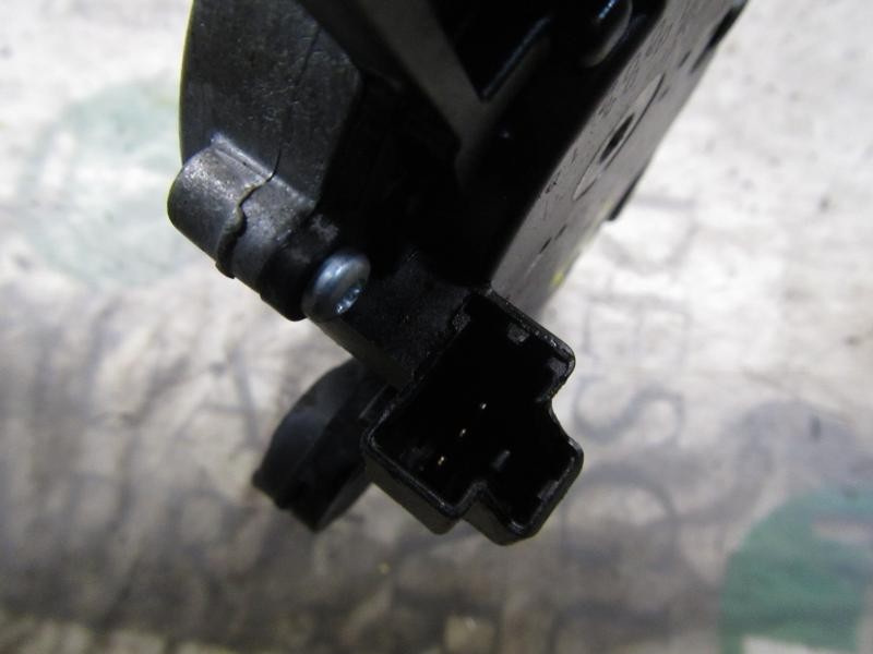 Recambio de motor limpia trasero para ford fiesta (cb1) trend referencia OEM IAM 1774291 8A61A17K441AC 0390201226