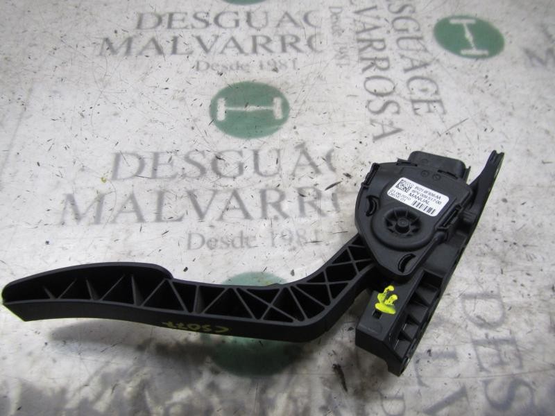 Recambio de potenciometro pedal para ford fiesta (cb1) trend referencia OEM IAM 2120072 8V219F836AA 