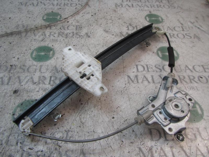 Recambio de elevalunas delantero derecho para hyundai accent (lc) crdi gl referencia OEM IAM 8240425010  