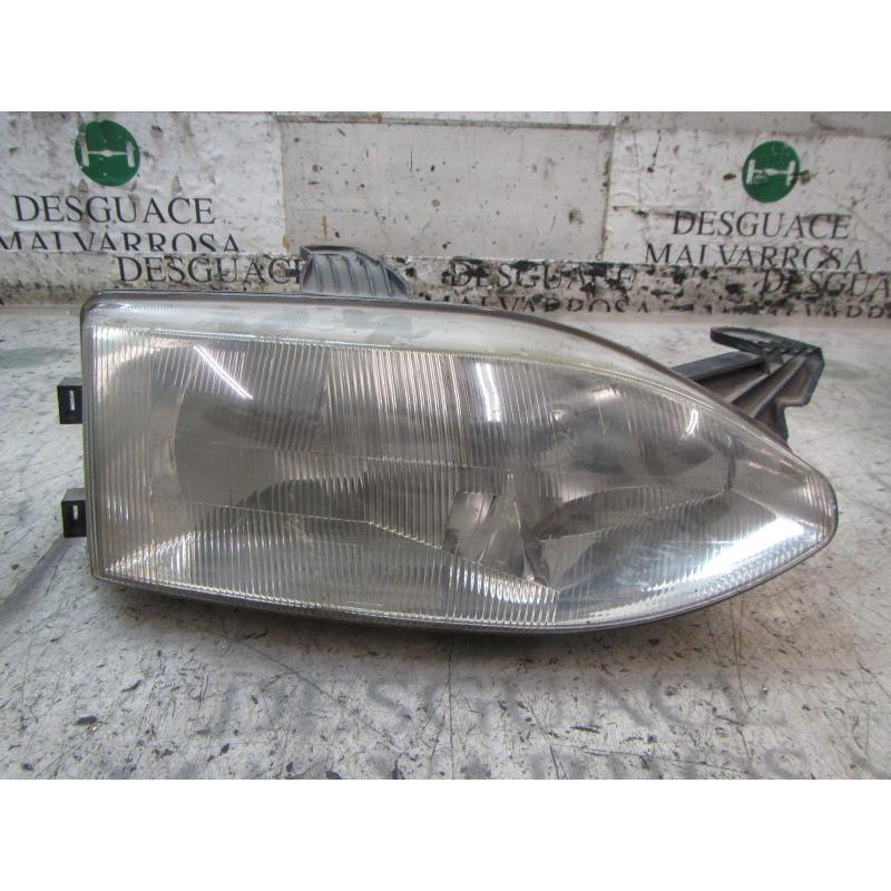 Recambio de faro derecho para fiat palio weekend (178) 1.2 cat referencia OEM IAM 46537111  