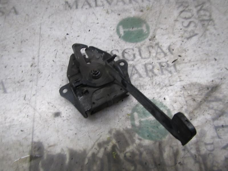 Recambio de cerradura capot para kia sorento 2.5 crdi ex referencia OEM IAM 811303E000  